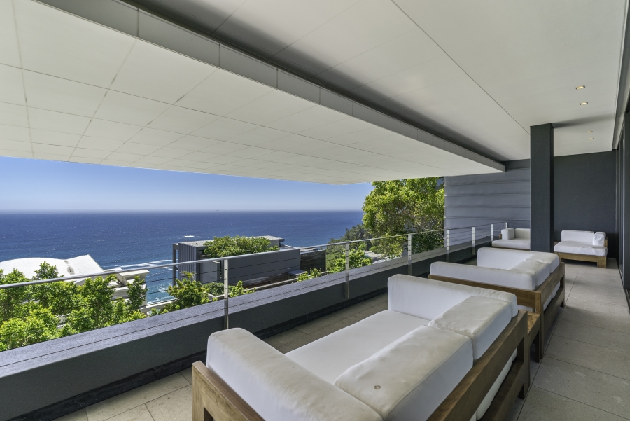 5 Bedroom Property for Sale in Clifton Western Cape